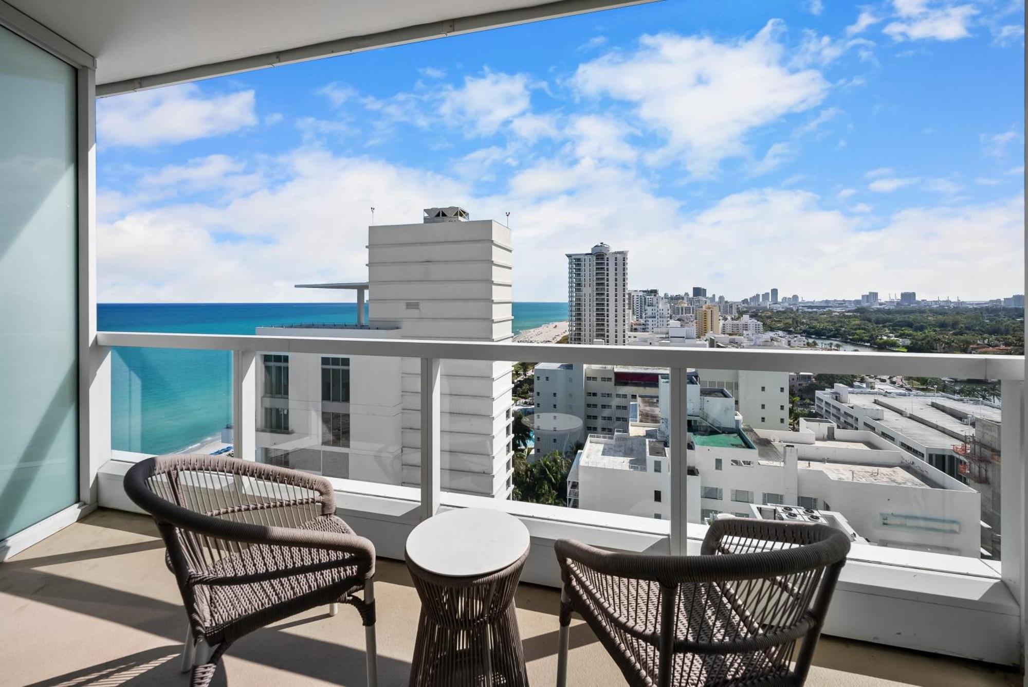 Fontainebleau Resort Balcony W Ocean + Bay View Miami Beach Buitenkant foto